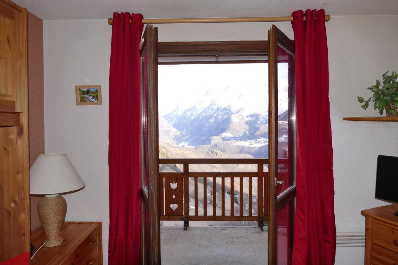 Studio coin montagne à Auris en Oisans avec vue magnifique Esterno foto